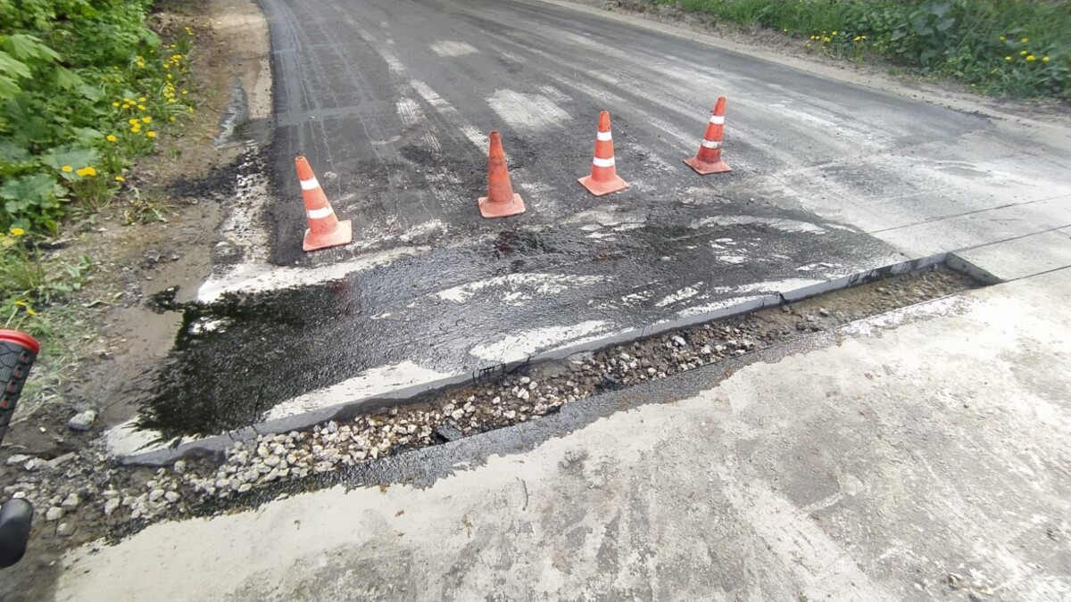 Новозыбкову показали качество ремонта автодороги на Карховку в ширину и толщину
