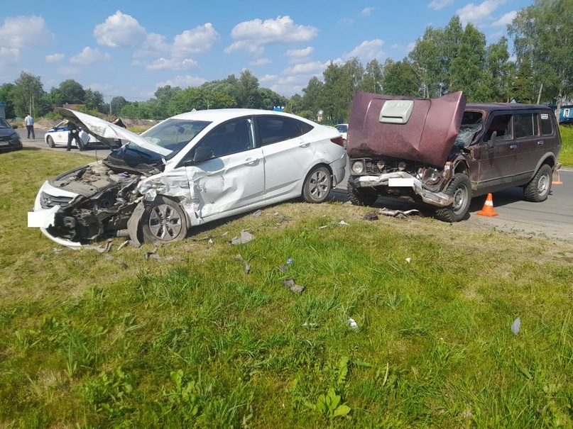Девятилетняя девочка пострадала в дорожной аварии в Карачеве