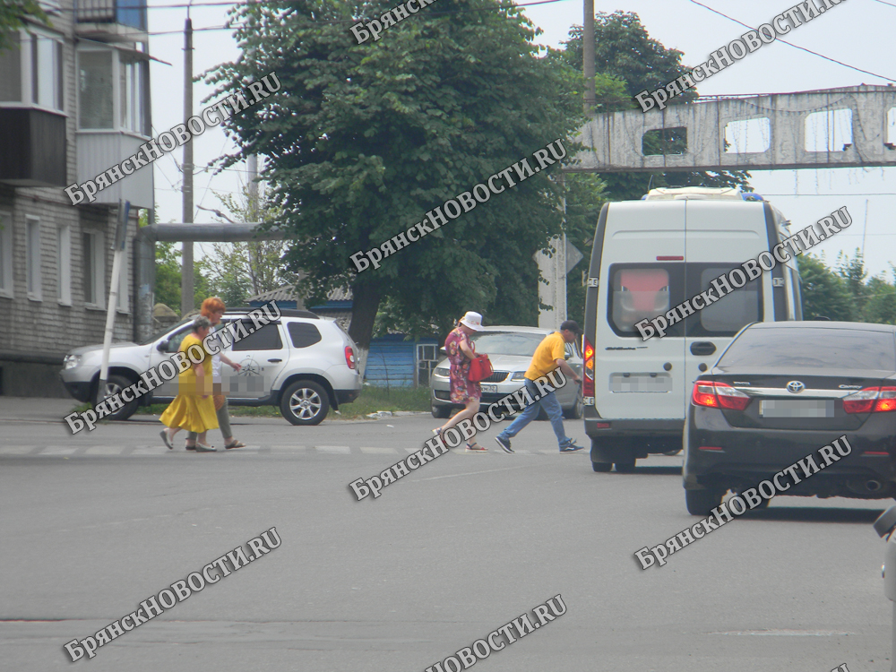 В Новозыбкове автоледи получила бракованную запчасть