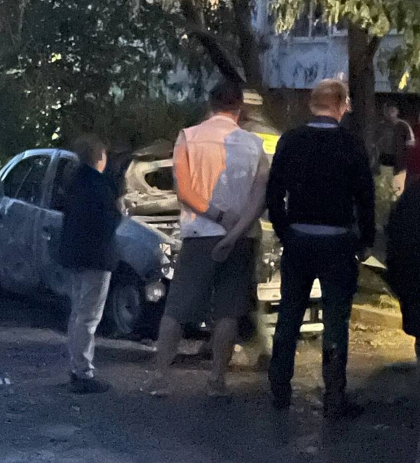 В Советском районе Брянска вспыхнул припаркованный автомобиль