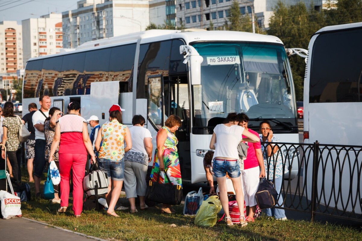 В Брянской области подрос спрос на автобусные туры на Черное море •  БрянскНОВОСТИ.RU