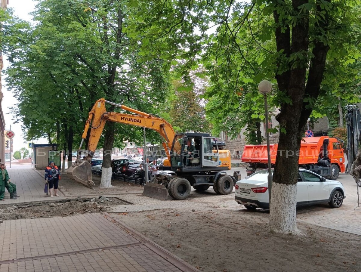 В Брянске из-за аварии на водопроводе без воды временно остались 280 человек