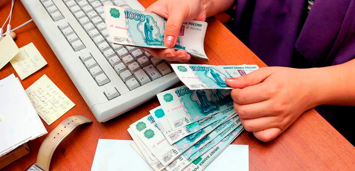 Фирма по бурению скважин в Брянске накопила зарплатный долг в три миллиона рублей