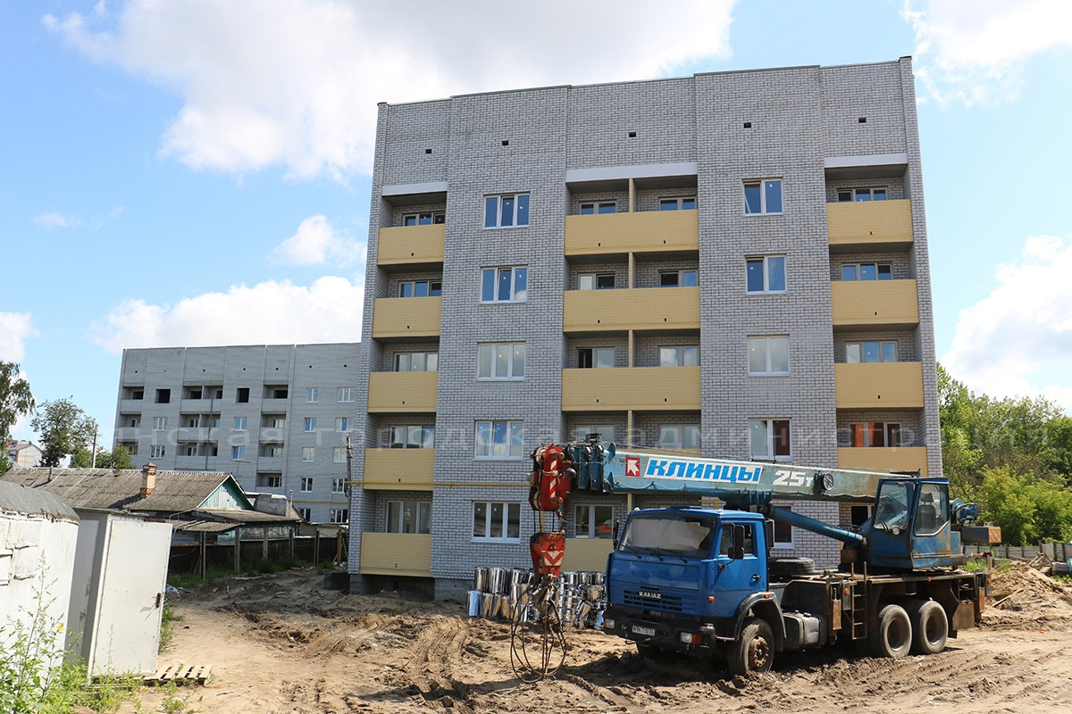 Квартиры в доме для переселенцев в Брянске отделывают по принципу «заезжай и живи»