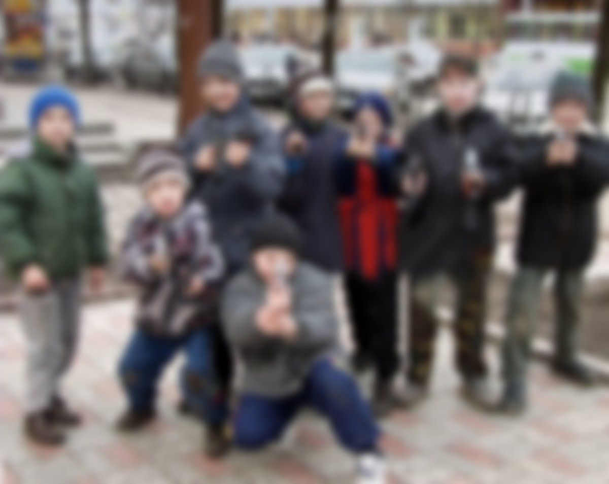 В Брянской области жители Унечи пожаловались на банду малолеток