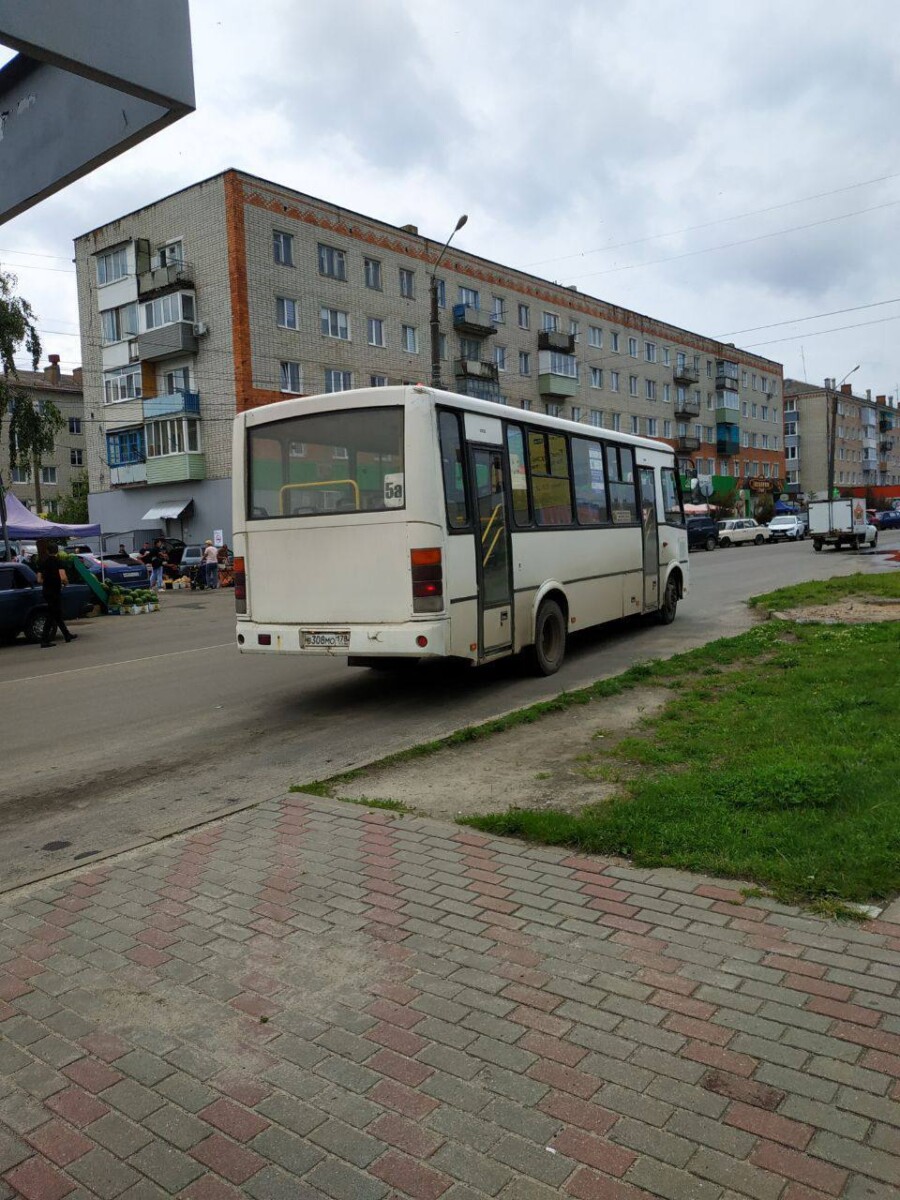 В Клинцах пожаловались на «хаос и беспорядок автобусов»