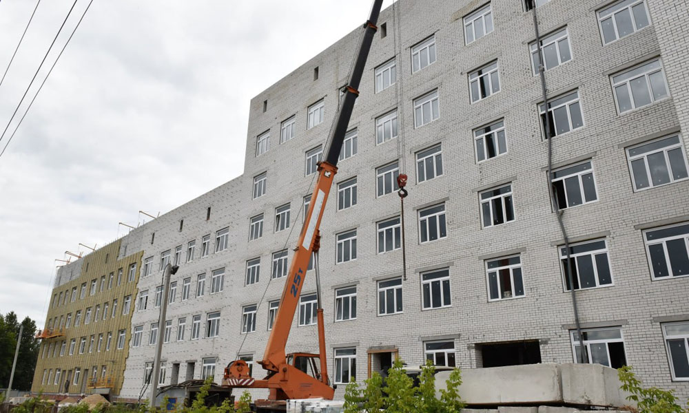 В Брянске до конца года возведут два медицинских учреждения