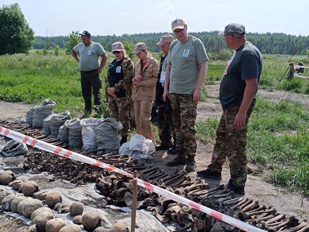 В прошлом году в рамках «Вахты Памяти» брянские поисковики обнаружили останки 30 погибших красноармейцев