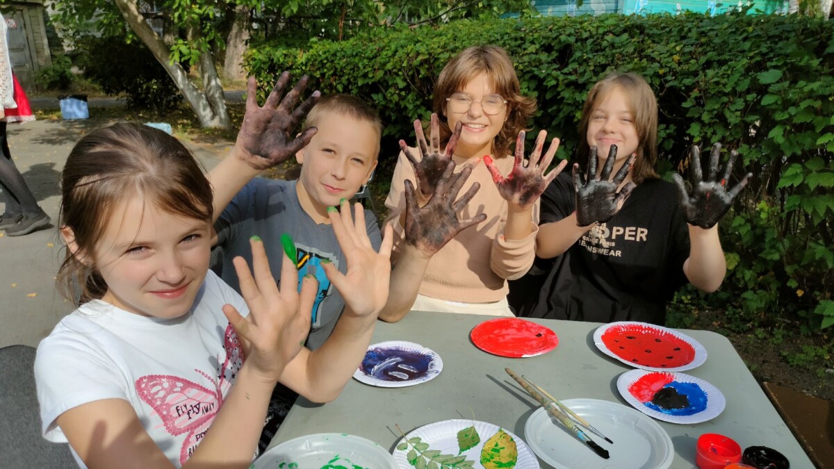 Большой детский праздник в Новозыбкове устроили «Радимичи-детям Чернобыля»