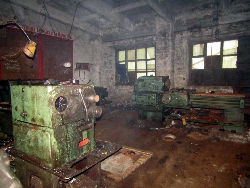 В Брянской области двое воровали комплектующие от токарных станков