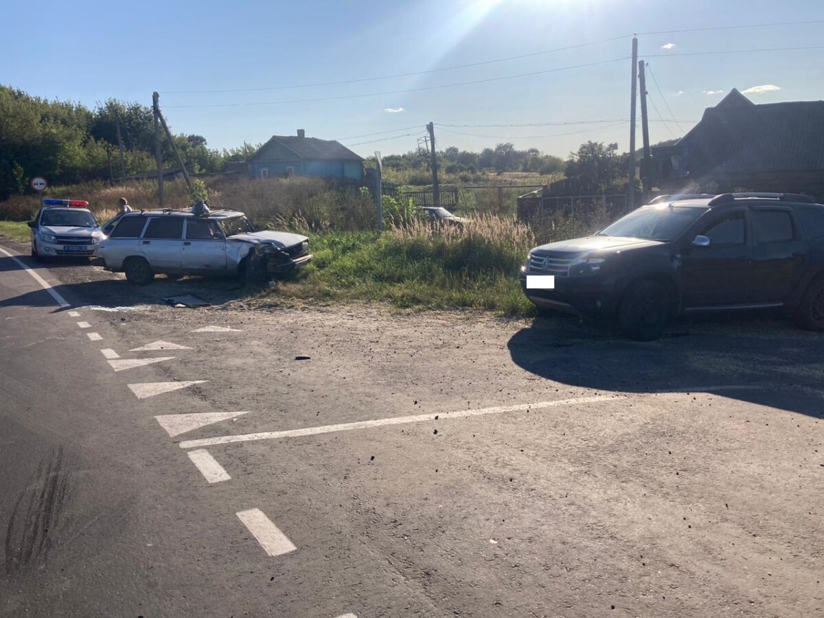 В Брянской области водитель со свежей судимостью вновь попал в дорожную аварию