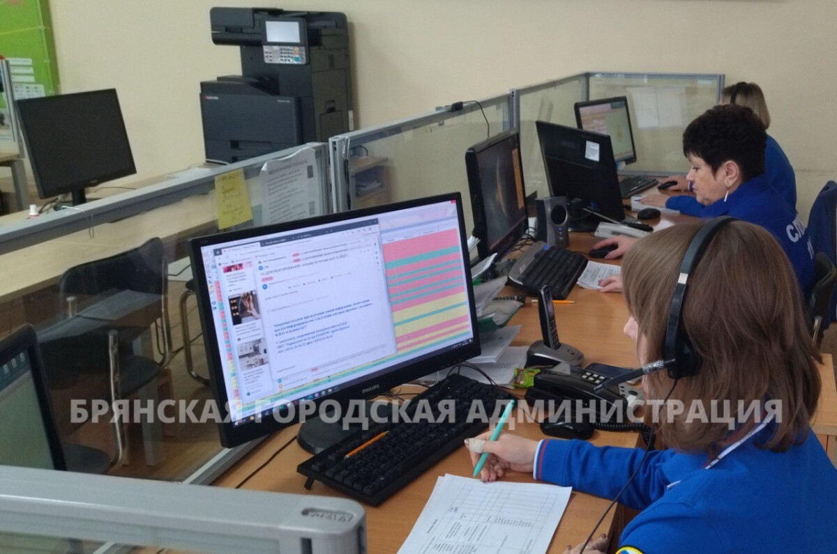 В Брянске проверяют все образовательные учреждения после сообщения о заминировании