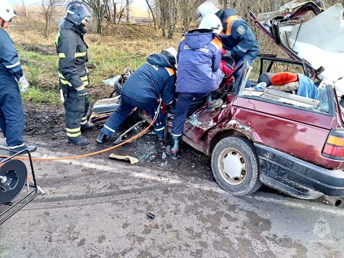 В Брянском районе у поворота на Меркульево произошла авария с пострадавшим  | 17.11.2023 | Брянск - БезФормата