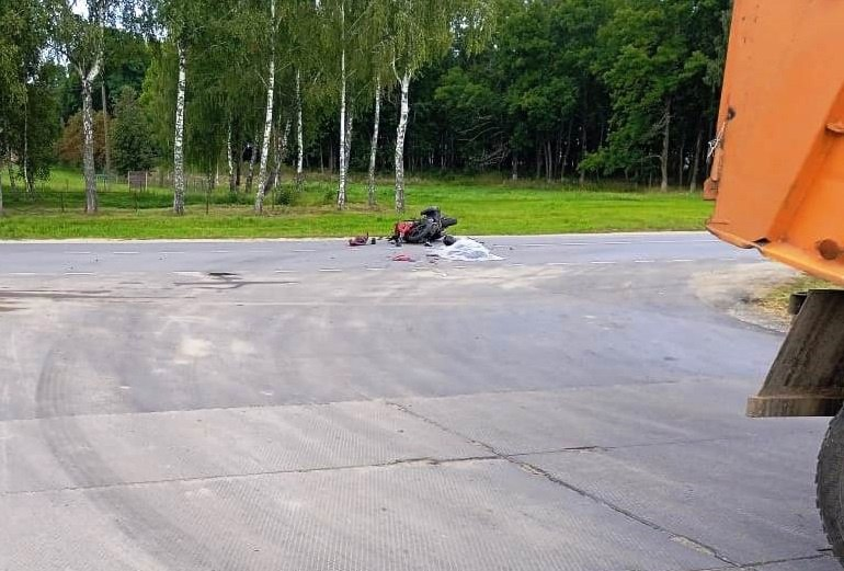 Водитель самосвала заплатил миллион рублей за гибель мотоциклиста в Клинцовском районе
