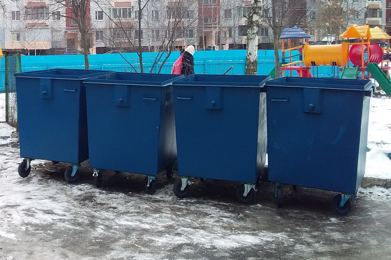 Более ста контейнеров для сбора твердых коммунальных отходов установлено в Брянской области в январе