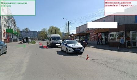 Женщина попала под автобус в Брянске