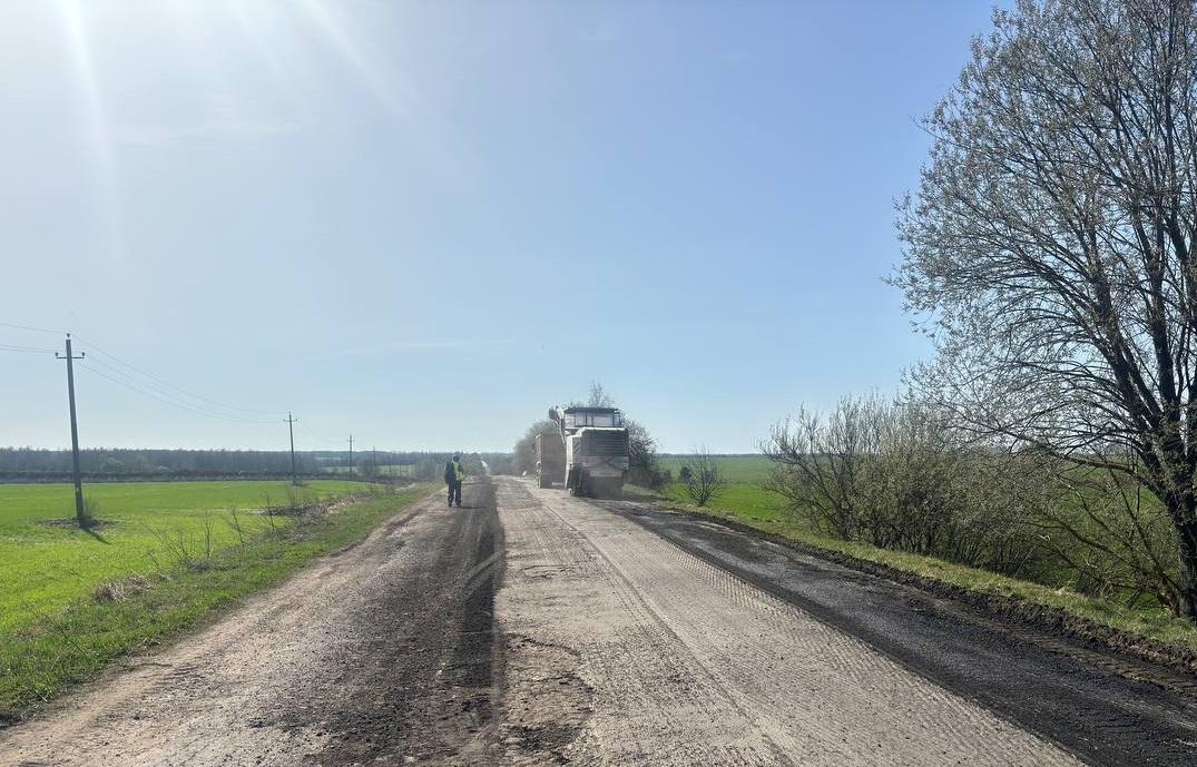В Севском районе Брянской области идет ремонт автодороги «Украина» – Грудская