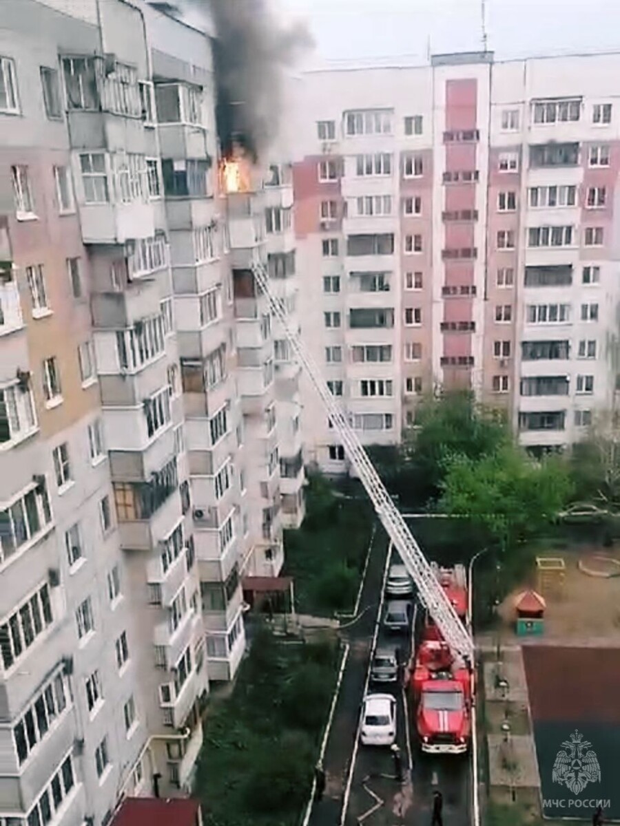 В Брянске сгорела квартира в многоэтажном доме  