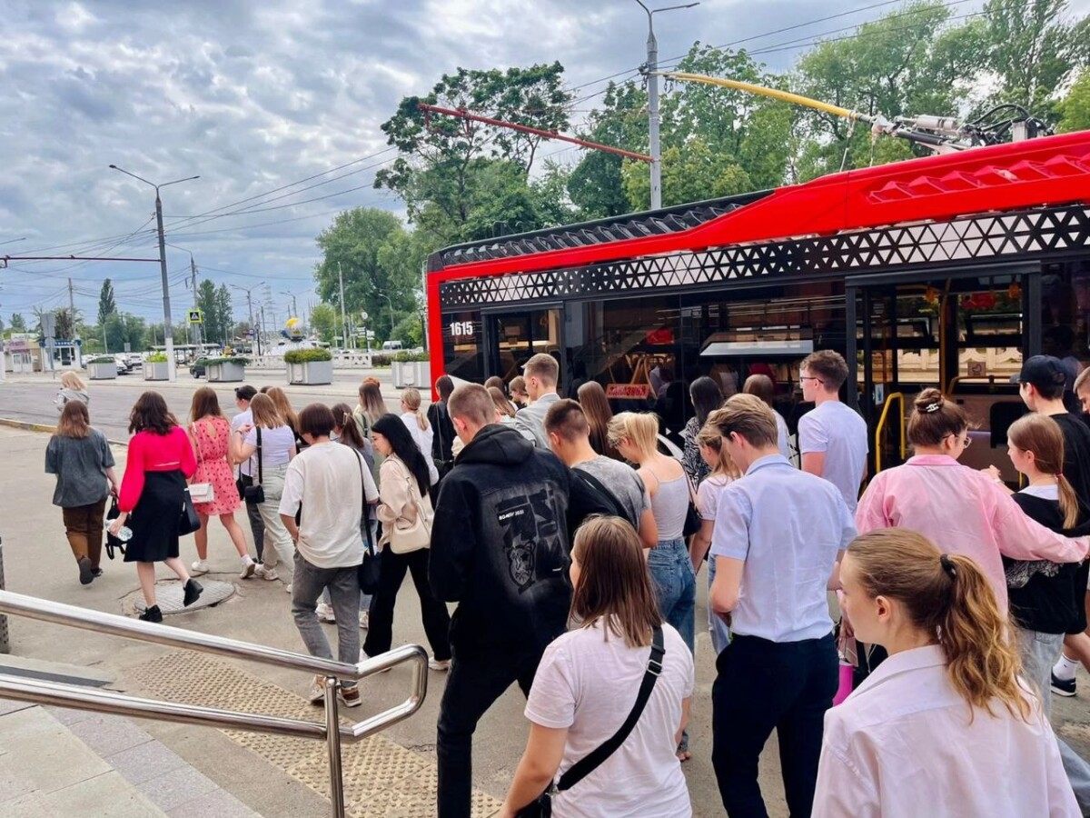 Троллейбусные экскурсии запустили в Брянске