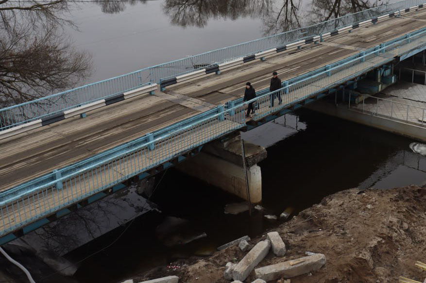 В Брянске власти решают судьбу понтонного моста