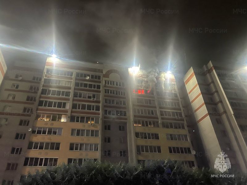 Квартира сгорела в 11-этажном доме в