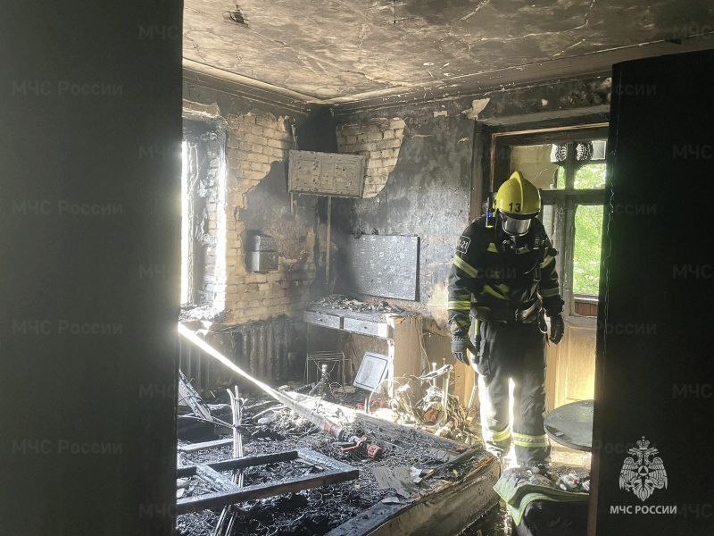 Пожар уничтожил квартиру в Брянске на Ульянова