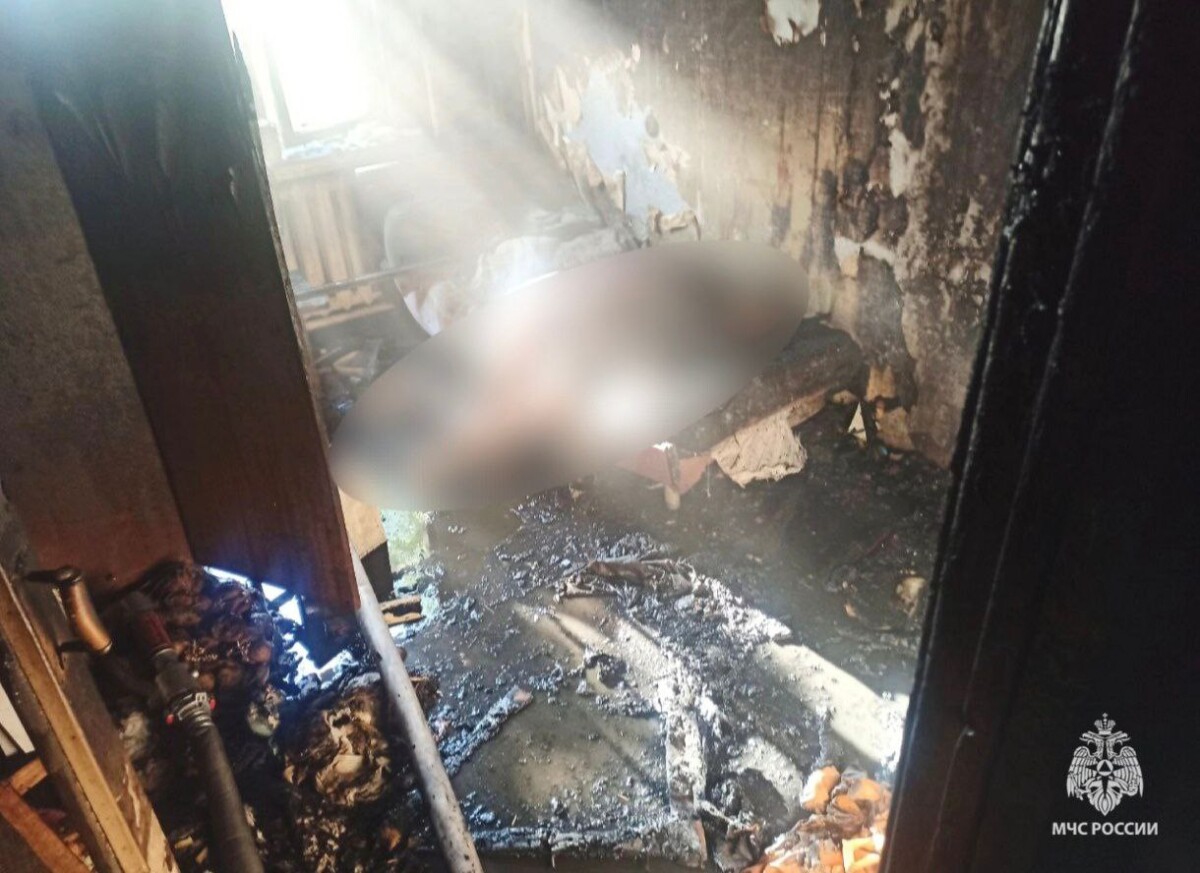 В Карачеве при пожаре в квартире погиб 59-летний мужчина