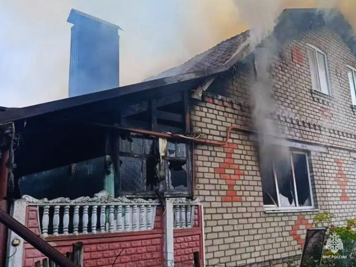 В жилом доме в Почепе произошёл пожар