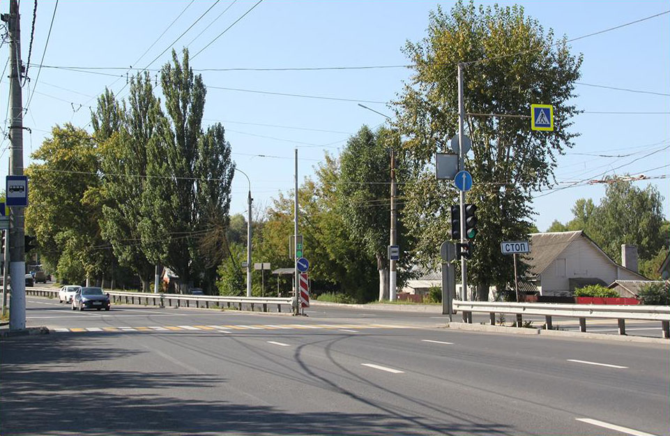 В Советском районе Брянска капитально отремонтировали участок автодороги по улице Калинина