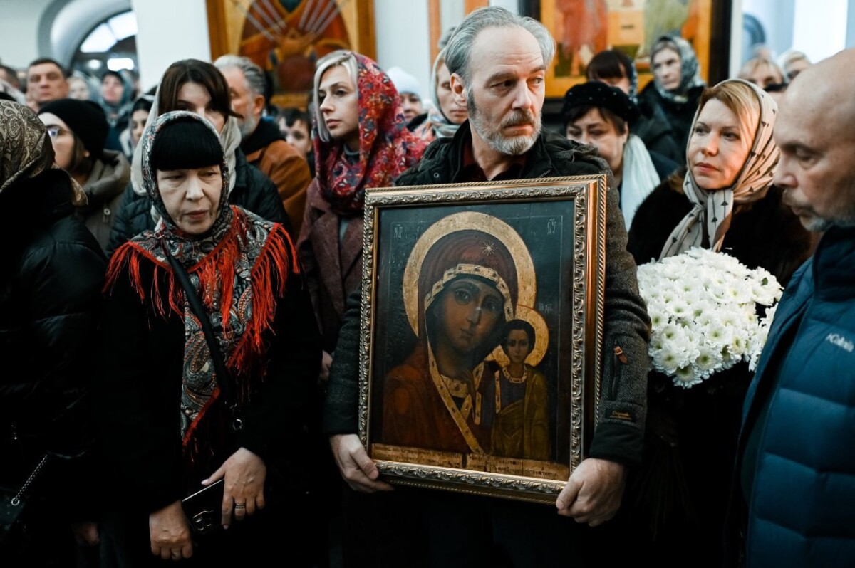 Удивительную историю возвращения старинной иконы рассказали в Брянской епархии