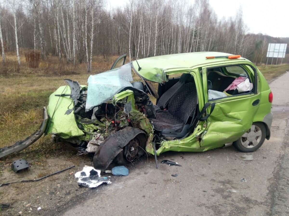 Водитель легкового автомобиля скончался в ДТП в Унечском районе