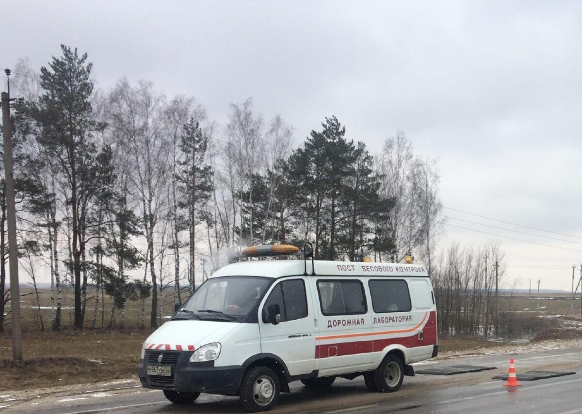 На региональных и межмуниципальных автодорогах Брянской области вводится ограничение движения для большегрузных автомобилей