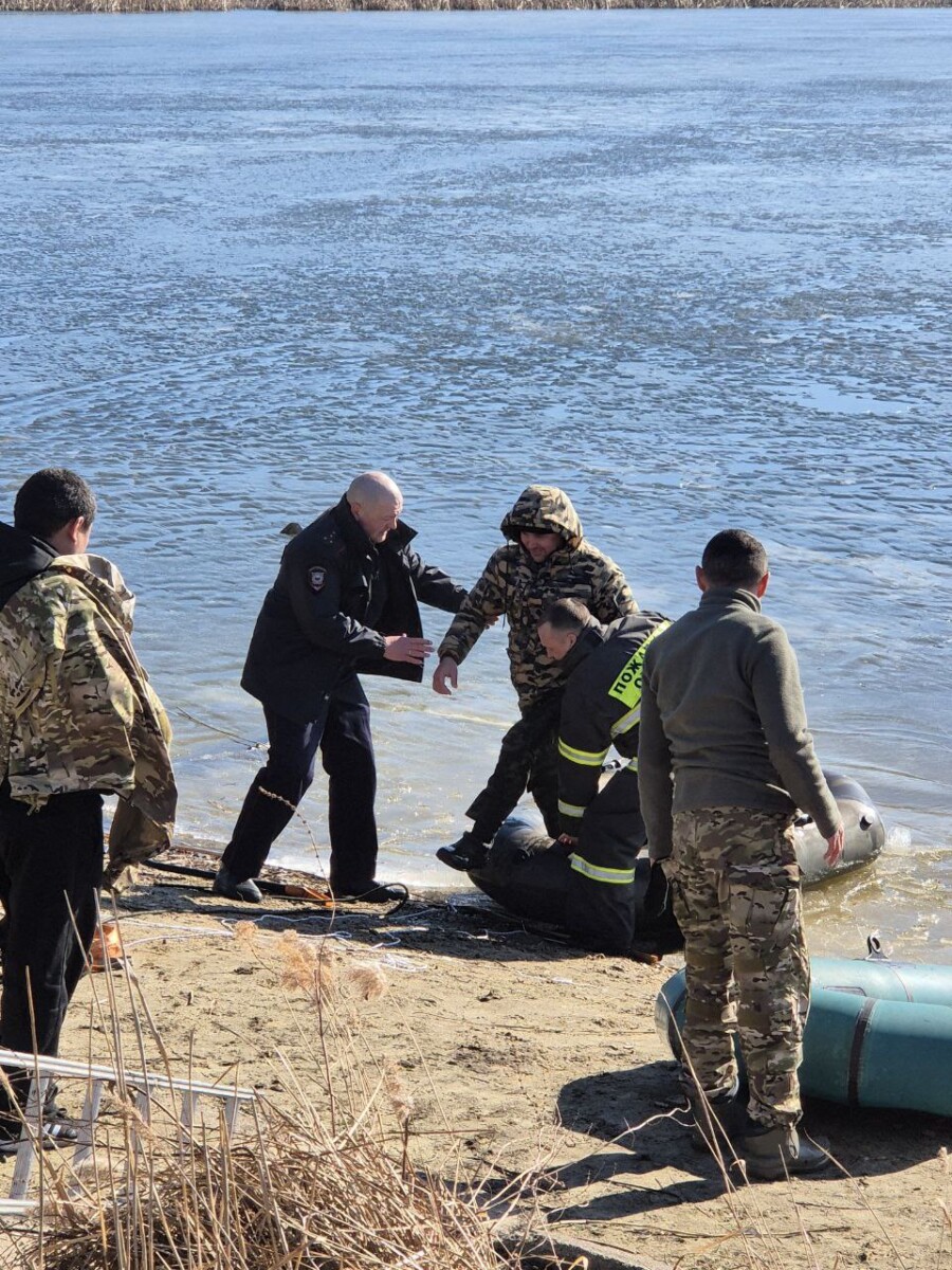 В полиции рассказали подробности спасения рыбака в Суземке