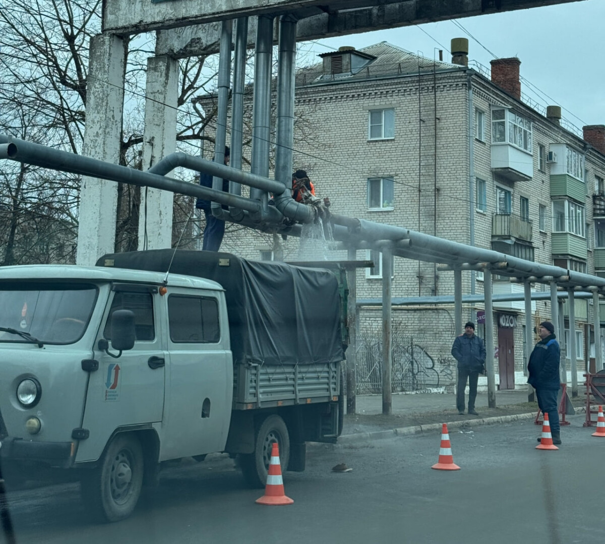 Порыв на теплотрассе оставил жителей в Новозыбкове без отопления на двое суток