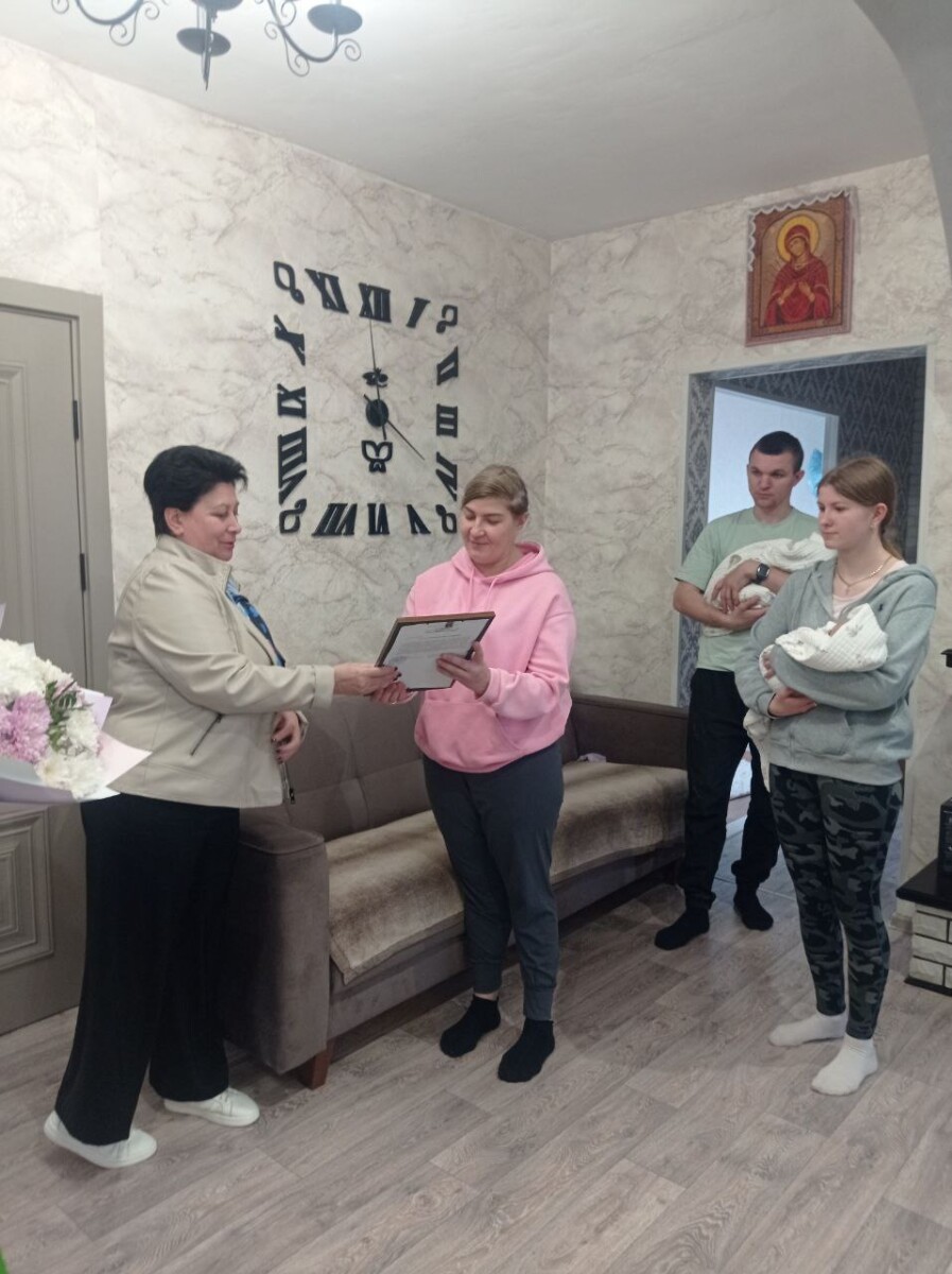 В Клинцовском районе родилась первая в 2025 году двойня 