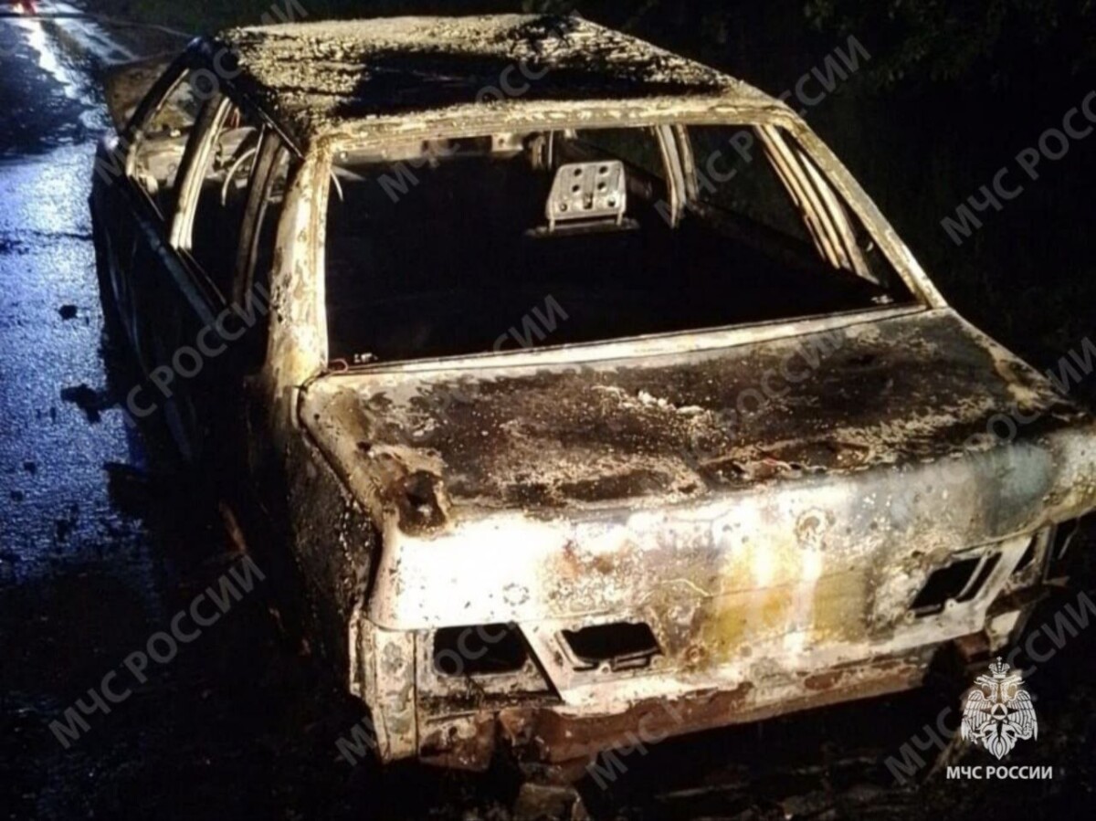 В Дятьковском районе сгорел автомобиль