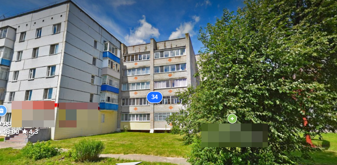 Горожанам надоело смотреть на ржавеющий автомобиль во дворе Новозыбкова