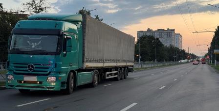 Пьяного водителя высадили из большегруза в Брянске