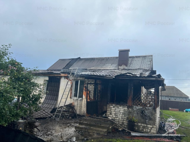 В деревне Тиганово Брянского района сгорел жилой дом