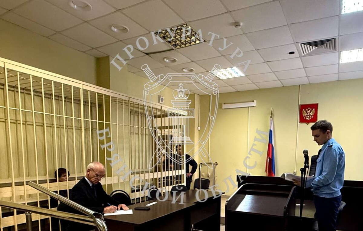 Пьяная девушка зарезала знакомую в общежитии Новозыбкова