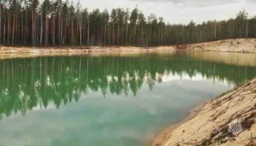 В карьере Брянского района утонул подросток