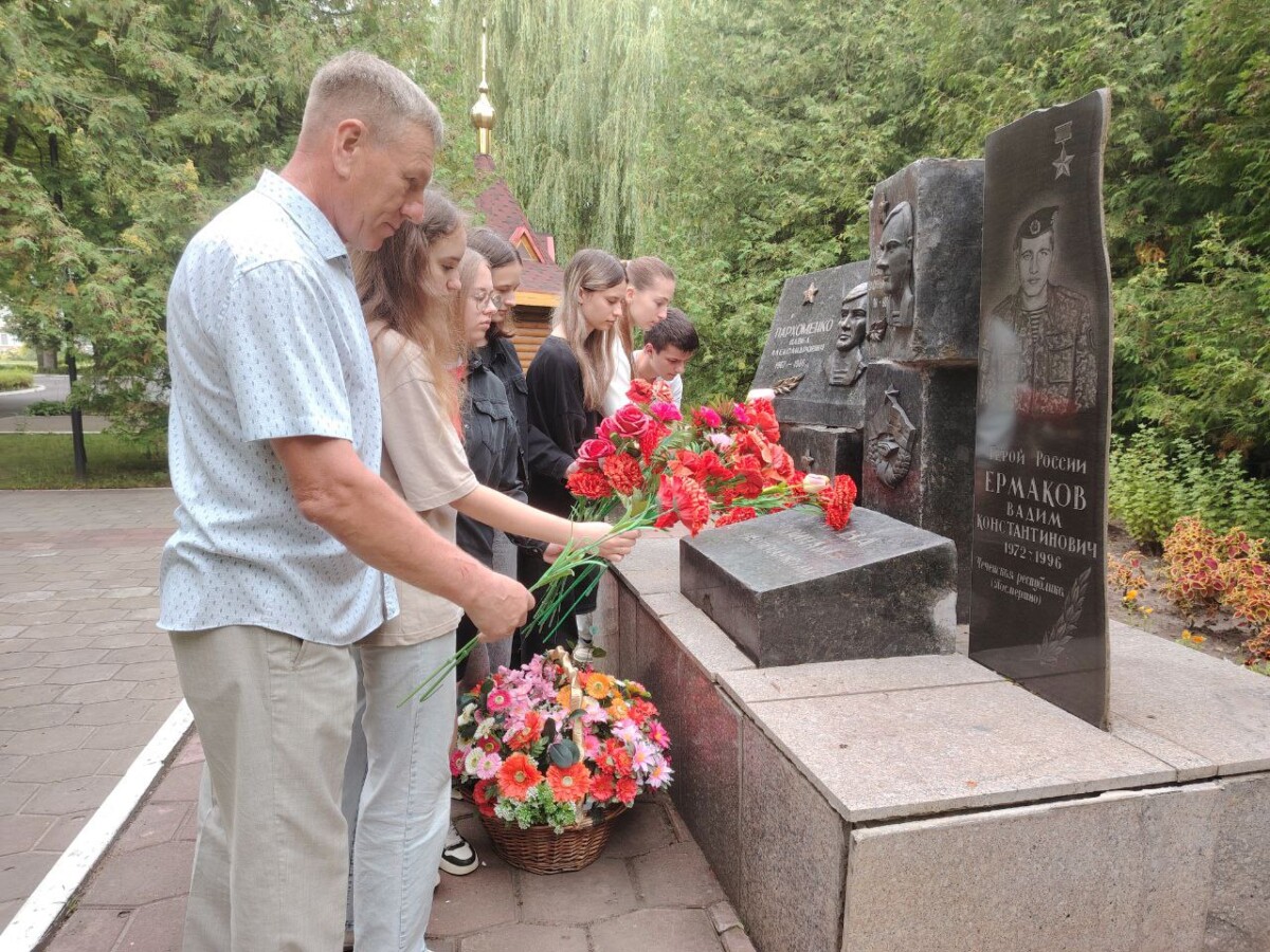 Сегодня в Брянском ГАУ вспоминают погибшего выпускника