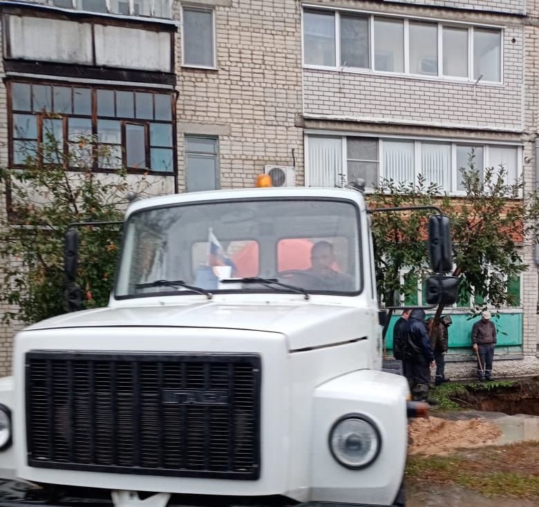 Почти пять миллионов рублей потратили власти Новозыбкова для приобретения машины-ассенизатора