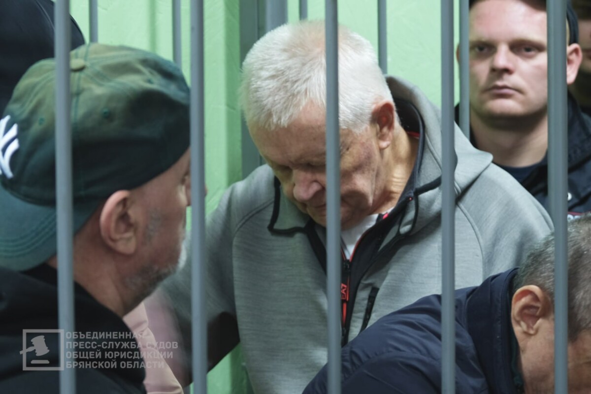 Громкие имена в деле о контрабанде сигарет в Брянской области