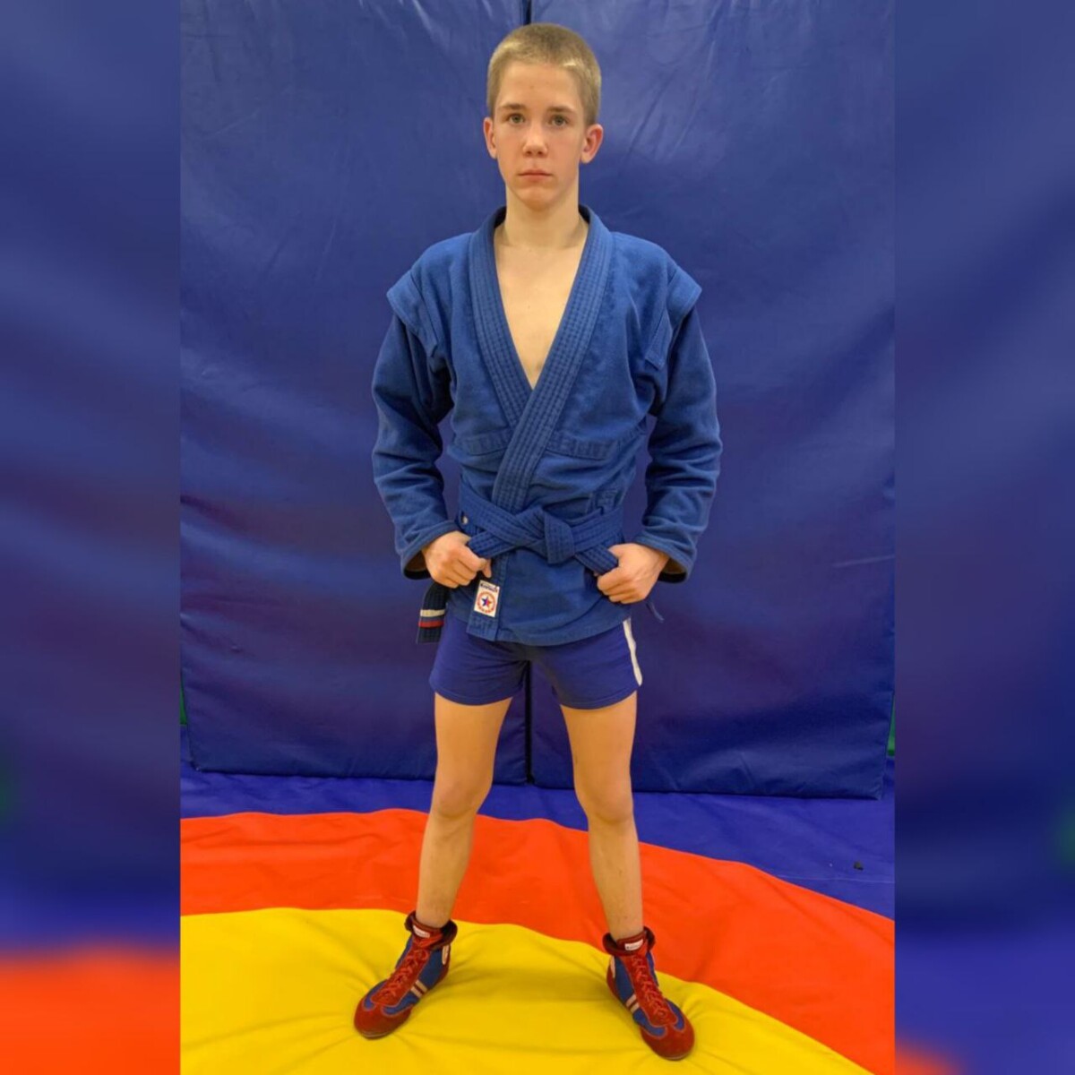 Максим Трахнов из Брянска вошел в пятерку лучших юных самбистов страны