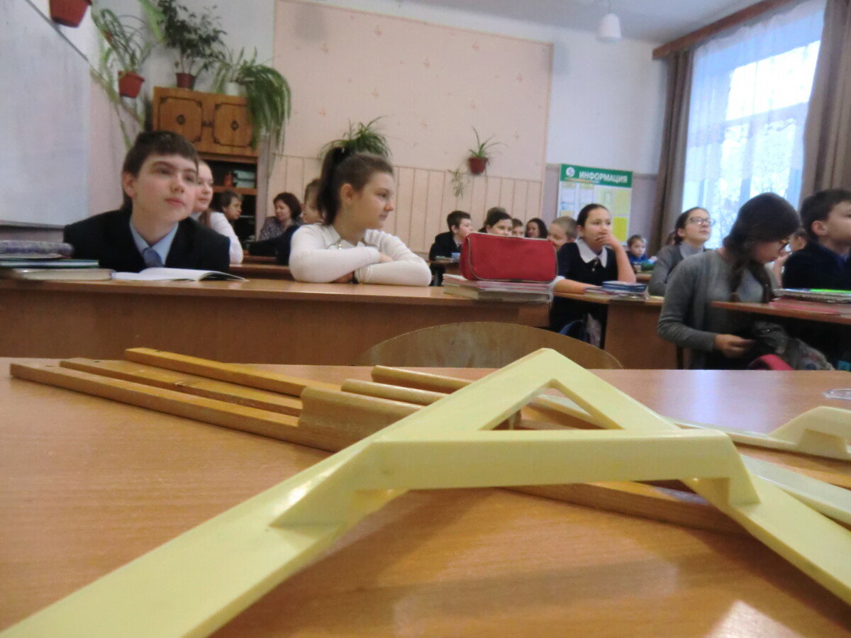 Четвертой школе Новозыбкова исполнилось 60 лет