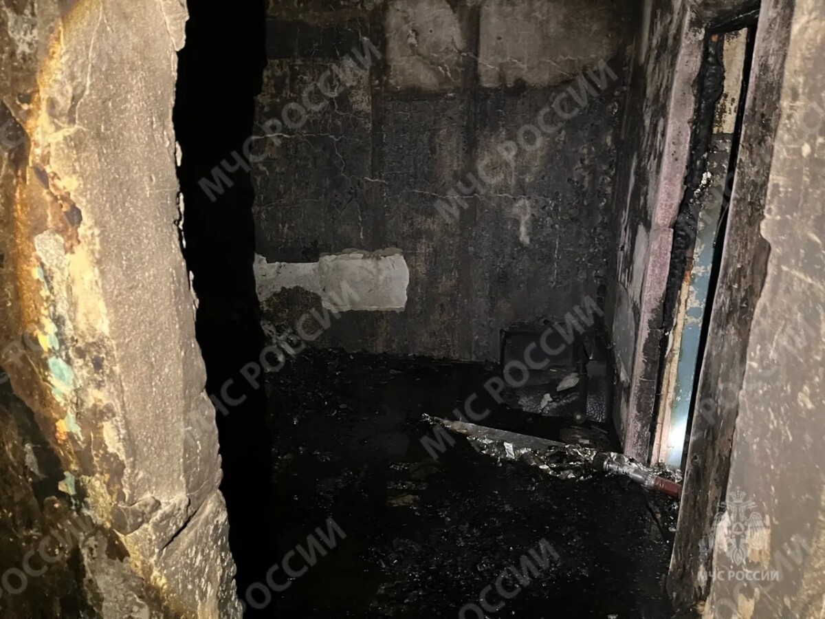 Мужчина погиб при пожаре в квартире в Дятьково