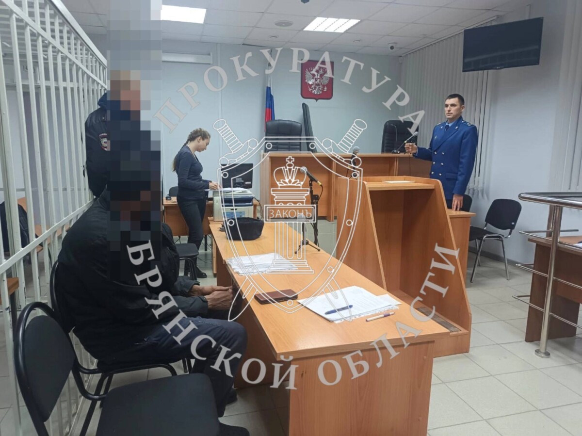 В Почепе арестован иностранец, ударивший полицейских 