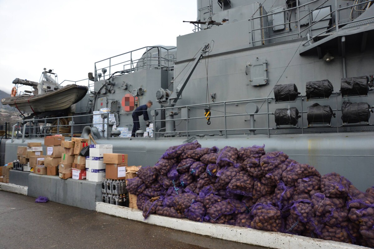 Священнослужители Брянской епархии совершили поездку к защитникам Черноморского бассейна в зоне СВО