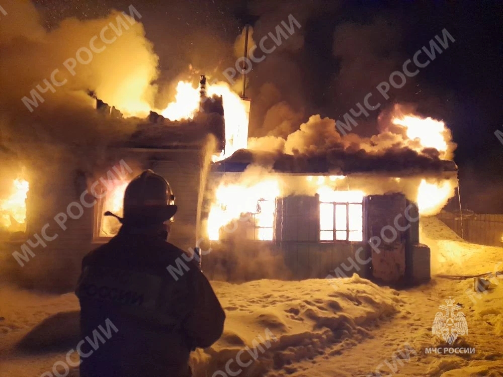 Ещё одна баня сгорела ночью в Брянской области 